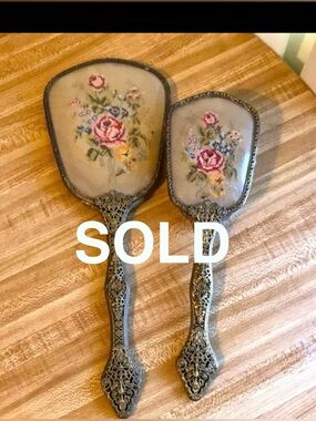 Antique Victorian vanity set manufactured by Regent of London, England.
-1950s